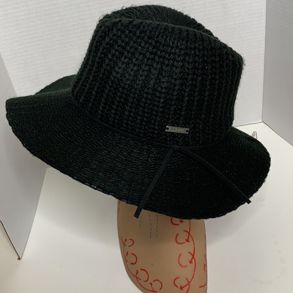 Nine West | Black Knitted Canvas Floppy Derby Hat | Influencer Status Beach Cap - Picture 4 of 13